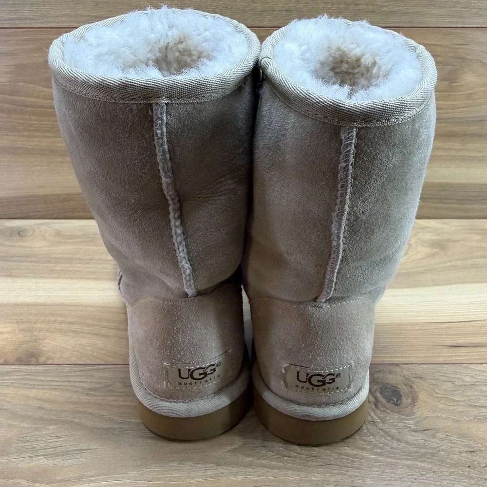 UGG Classic Short Boots Womens 7 Suede Beige Cream Shearling Sherpa Lined
